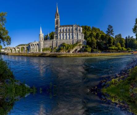 Visit to the Sanctuary of Lourdes