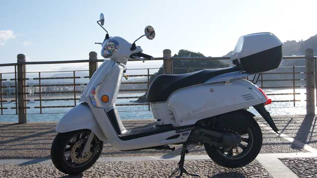 Rental Moto Donostia