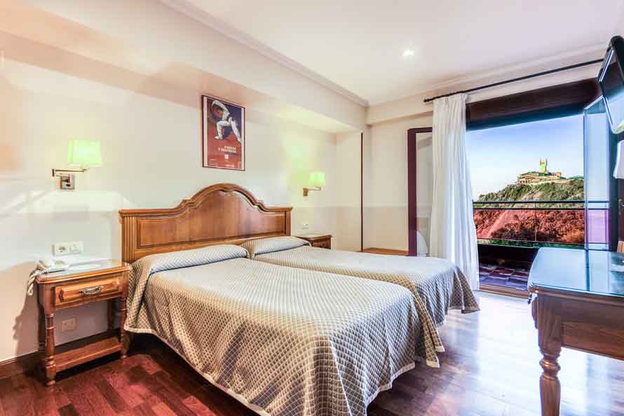 HOTEL LEKU EDER