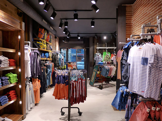 SUPERDRY