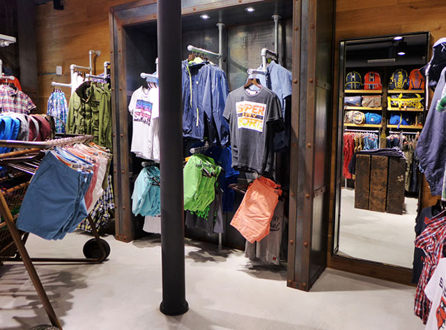 SUPERDRY