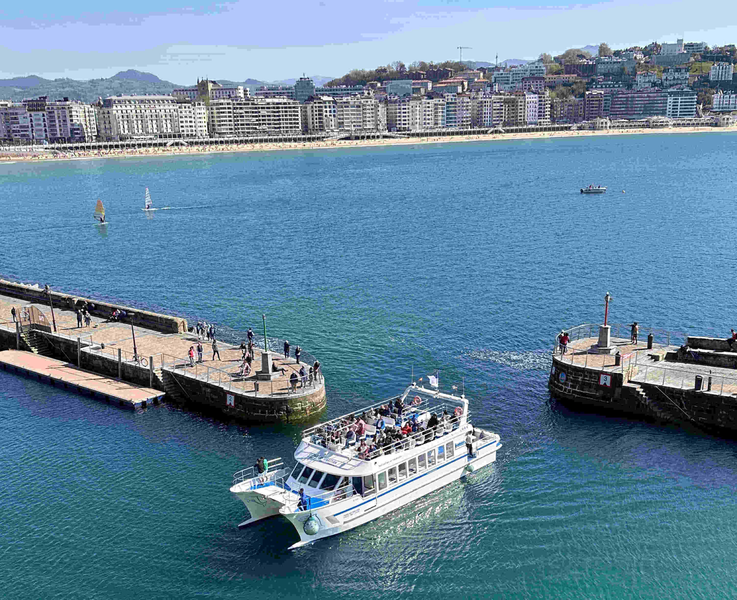 CATAMARÁN CIUDAD SAN SEBASTIÁN