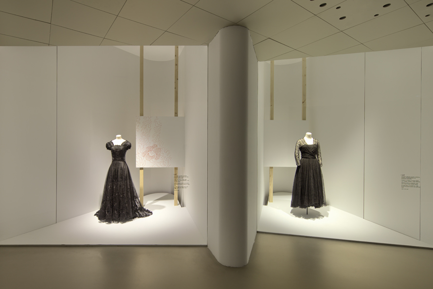 CRISTOBAL BALENCIAGA MUSEOA